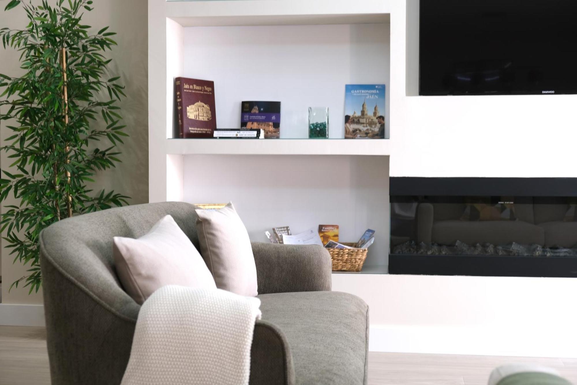 H2, Vivienda Turistica Lägenhet Jaén Exteriör bild